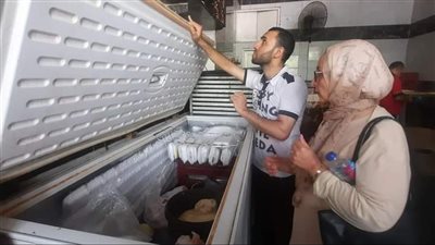 إعدام لحوم فاسدة فى حملات بحى العجوزة