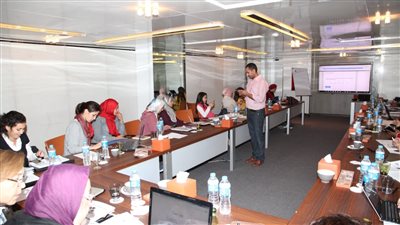 دورات تدريبية مجانا لتأهيل السيدات لتأسيس مشروعاتهن الخاصة.. اعرفي التفاصيل