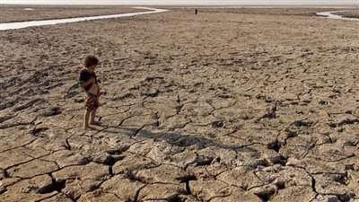 الأنهار تبخرت.. 4 صور ترصد الجفاف الذي يضرب العراق
