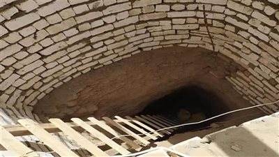 مصرع شاب أثناء التنقيب عن الآثار في حلوان.. الأمن يضبط والده وشقيقه.. وقانوني يكشف مصير المتهمين