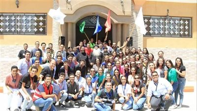 الأنبا تكلا يشارك في مؤتمر الشباب السنوي بدشنا