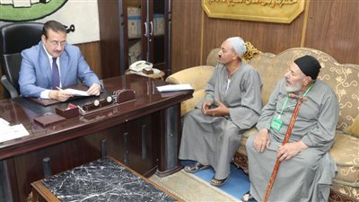 محافظة المنوفية يوجه بسرعة الانتهاء من مشروع الصرف الصحى بقرية ميت أبو شيخة