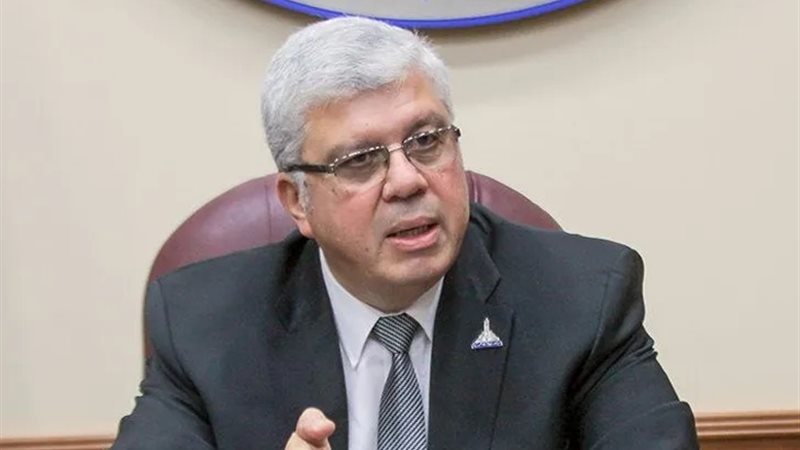  الدكتور محمد أيمن