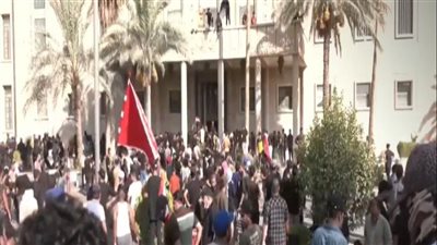 بعد اقتحام القصر الجمهوري.. إعلان حظر التجوال الشامل في بغداد
