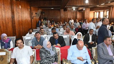 مشكلات مركز طامية علي طاولة محافظ الفيوم في لقاء خدمة المواطنين