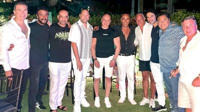 تامر مرسي يحتفل بعيد ميلاده بحضور نجوم الفن | صور