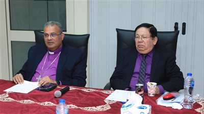 القس أندريه زكي يترأس اجتماع المجلس الإنجيلي العام 