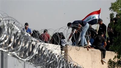 العراق: استمرار الرحلات بمطار النجف