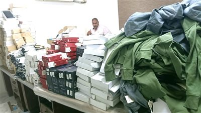 ضبط محاولة تهرب جمركي لأجهزة تقوية شبكات المحمول بسفاجا