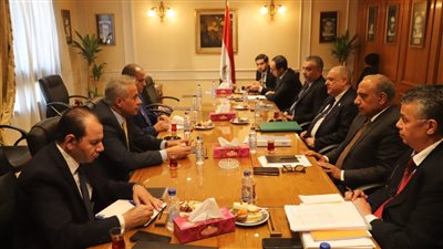 عصمت يبحث مع وزير القوى العاملة تعزيز التعاون في الملفات المشتركة