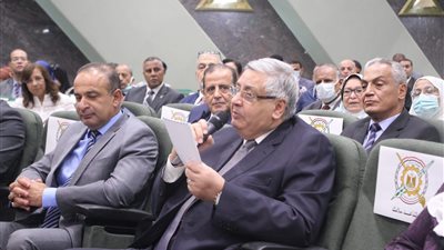 تاج الدين: المسح الصحي للأسرة المصرية يؤكد وجود فكر سياسي واستراتيجي رائع