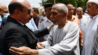 أسوان تودع الشهيد البطل النقيب مصطفى علام | فيديو وصور