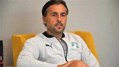 مساعد رينارد يدخل حسابات الأهلي لخلافة كولر 