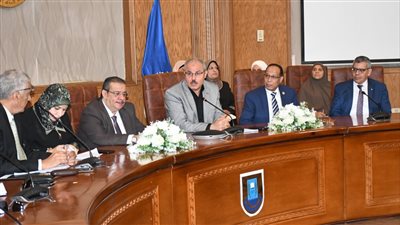 رئيس جامعة القناة: نستعد لتجديد اعتماد شهادة الأيزو للمرة السادسة
