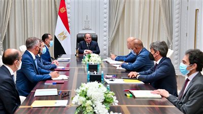 بسام راضي: الرئيس يوجه بمواصلة تعزيز التعاون المثمر مع شركة إيني الإيطالية.. معربًا عن التقدير للشراكة القائمة مع الشركة والتطلع لمواصلة نشاطها في مجال البحث والاستكشاف