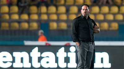  إقالة سواريش من تدريب الأهلي 