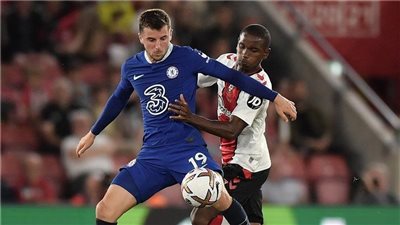تشيلسي يخسر من ساوثهامبتون 2-1 في الدوري الإنجليزي