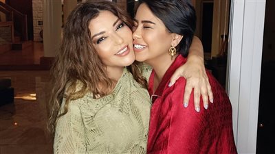 سميرة سعيد لشيرين عبد الوهاب: احتفظي بأسرارك لنفسك والدنيا مبتقفش على راجل| فيديو