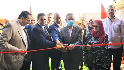 محافظ الغربية يفتتح 3 مدارس في السنطة 