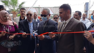 بمشاركة 100 عارض.. افتتاح معرض أهلا مدارس بالإسماعيلية | صور 