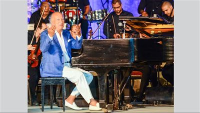 الموسيقار عمر خيرت يختتم حفلات مهرجان القلعة الدولي للموسيقى والغناء.. الليلة