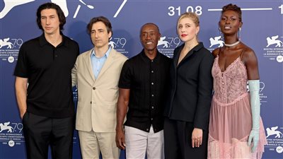 أبطال White Noise في فينيسيا بعد العرض الرسمي للفيلم بالمهرجان | صور