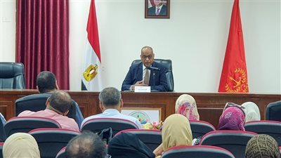 وكيل تعليم بورسعيد يستعرض رؤية استقبال العام الدراسي الجديد | صور