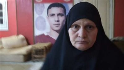 والدة محمد عبدالوهاب في ذكرى رحيله: الخطيب دائم التواصل معنا ولست بحاجة لعضوية الأهلي |فيديو