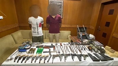 ضبط ورشة لتصنيع الأسلحة النارية في أسيوط.. والنيابة تأمر بحبس المتهمين 