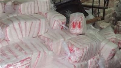 ضبط 33 طن سكر وزيت وأرز بغرض الاحتكار في الجيزة