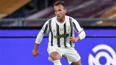 ليفربول يقترب من ضم متوسط ميدان يوفنتوس 