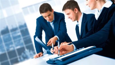 بالتفاصيل.. شروط وضوابط حصول الموظفين على الإجازات المرضية بالقانون 