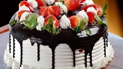 اعرفي طريقة عمل التورتة