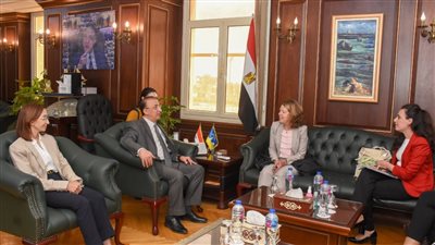 محافظ الإسكندرية يستقبل وفد البنك الأوروبي لإعادة الإعمار والتنمية 