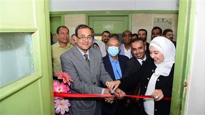 رئيس جامعة سوهاج يشهد حفل تشغيل جهاز منظار الجهاز الهضمى