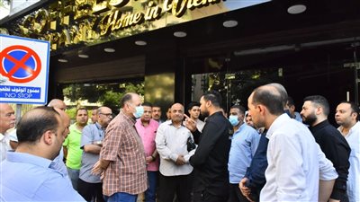 نيابة اسيوط تتابع الحالة الصحية لـ3 فنيين أصيبوا في انفجار أسطوانة فريون