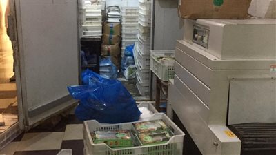 تموين شرق الإسكندرية يضبط ربع طن سمبوسة مجهولة المصدر