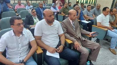  ️ ندوة تعريفية بالمبادرة الوطنية للمشروعات الخضراء الذكية بحي حلوان