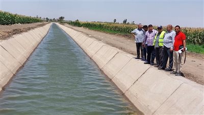 محافظ أسيوط يوجه بالانتهاء من مشروعات الري وتغطية غرف الصرف وتبطين الترع 
