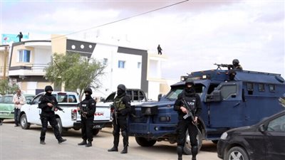 الأمن التونسي يلقي القبض على 4 نساء على تواصل مع عناصر إرهابية 