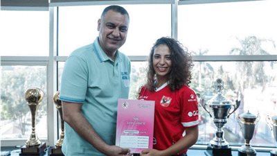 الأهلي يتعاقد مع دينا خضر لتدعيم فريق السيدات لكرة اليد