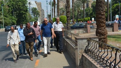 محافظ الجيزة لرؤساء الأحياء: رفع مخلفات الأعمال الإنشائية وزيادة المسطحات الخضراء 