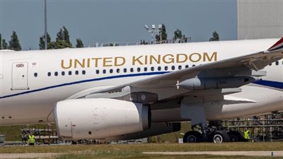  رحلة بـ 50 ألف جنيه إسترليني تضع مسؤولين بريطانيين في مأزق