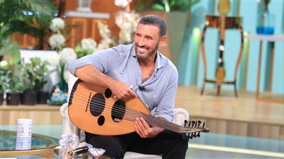 كاظم الساهر: عشت عزلة تامة لسنوات.. والكورونا هبة من الله لهذا السبب|فيديو