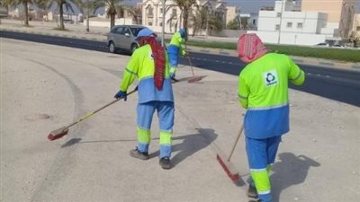 رئيس حي الدقي يتفقد أعمال التطوير والنظافة بدير الناحية