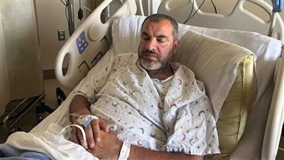 بموت ومش عارفين يعملوا حاجة.. لاعب سابق بالأهلي يوجه رسالة مؤثرة بمستشفى في أمريكا