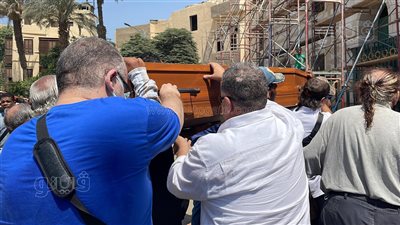 أشرف فايق من جنازة علي عبد الخالق: كان مخرج فني وتجاري