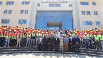 وزير التعليم العالي يتفقد جامعة السادس من أكتوبر التكنولوجية