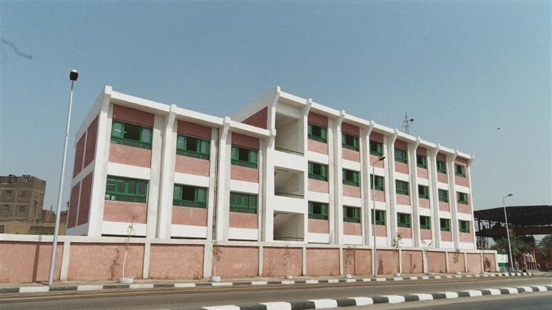 مدرسة ابتدائي