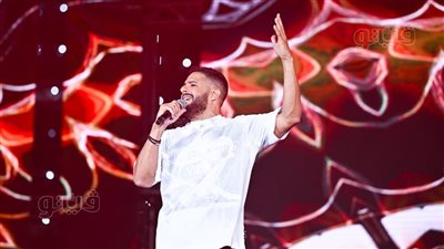 صور جديدة من حفل محمد حماقي في العلمين